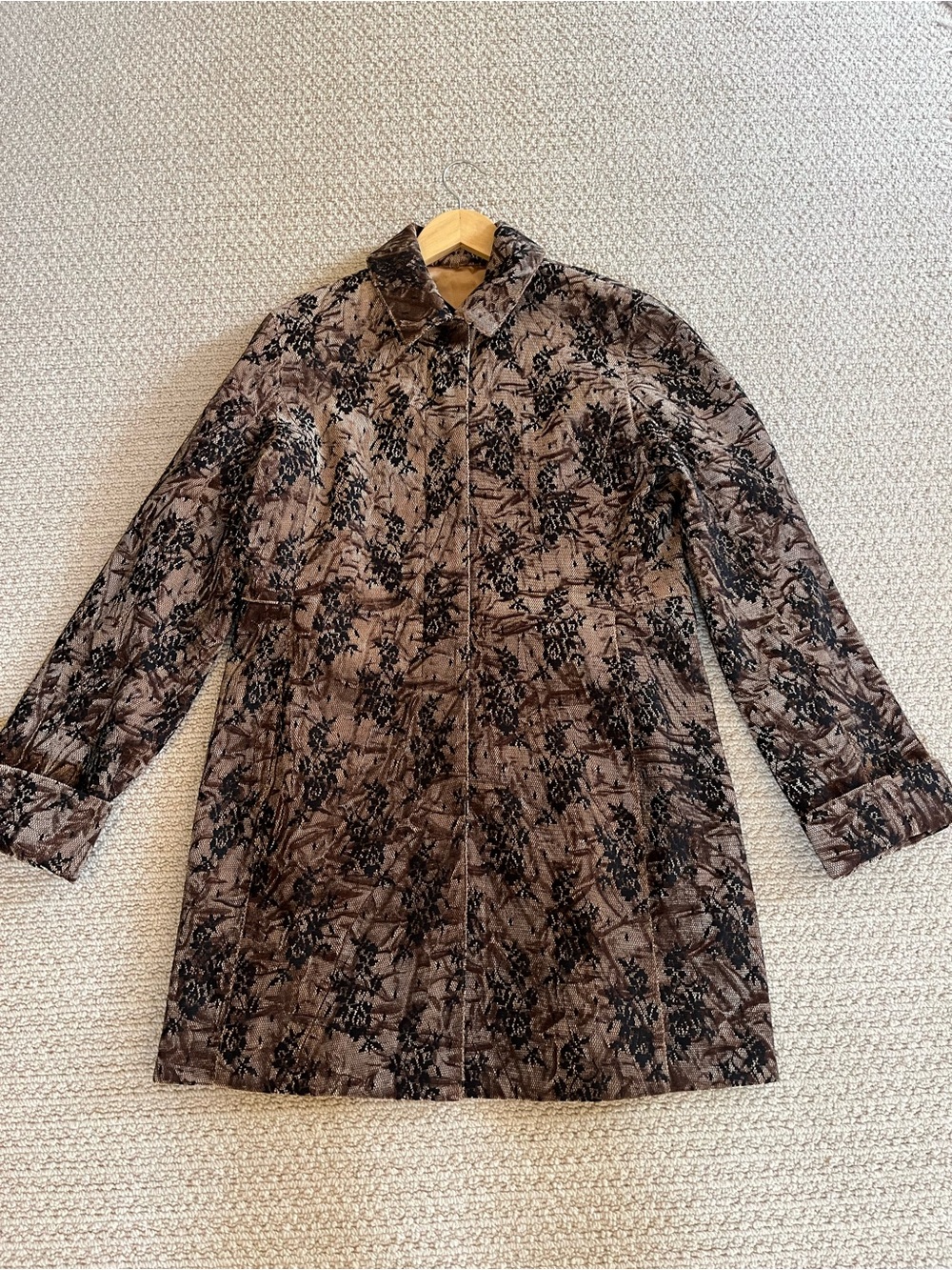 Mycra Pac "M" Elegant Brown Coat